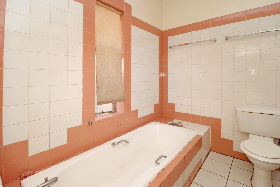 2 Bedroom Property for Sale in Orange Grove Gauteng