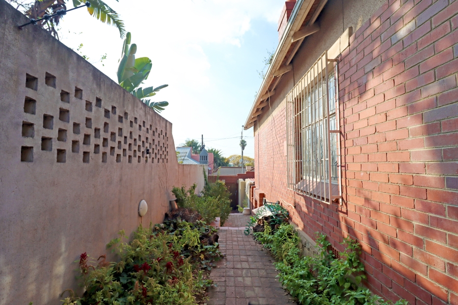 2 Bedroom Property for Sale in Orange Grove Gauteng