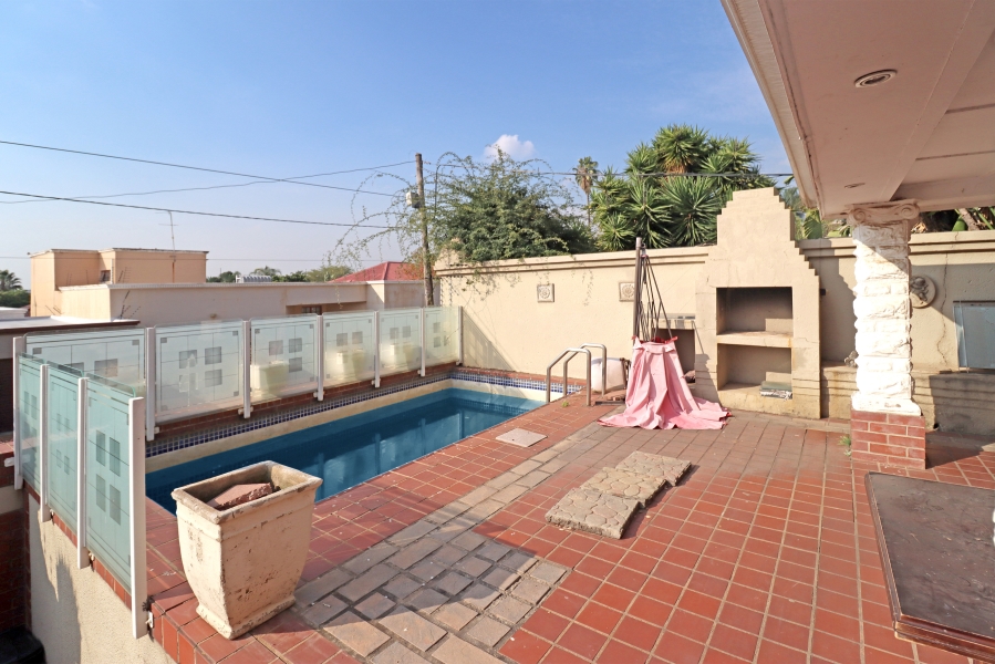 2 Bedroom Property for Sale in Orange Grove Gauteng