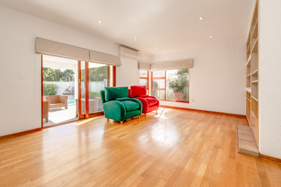 3 Bedroom Property for Sale in Woodmead Gauteng