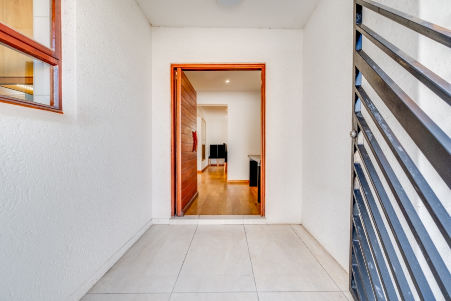 3 Bedroom Property for Sale in Woodmead Gauteng