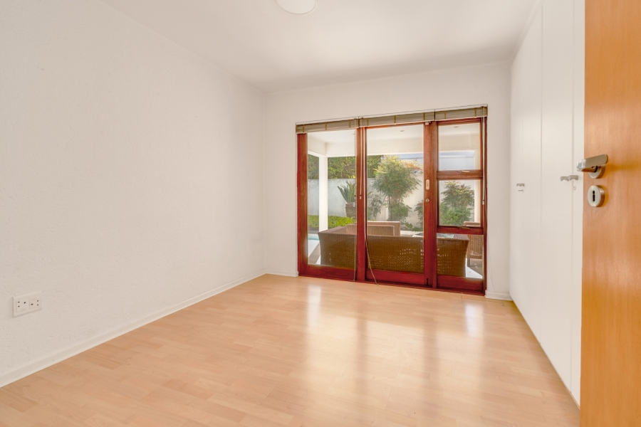 3 Bedroom Property for Sale in Woodmead Gauteng