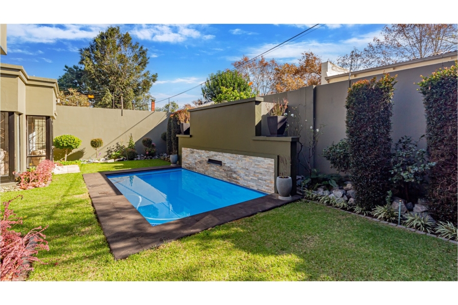 3 Bedroom Property for Sale in Parkhurst Gauteng