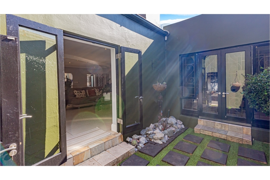 3 Bedroom Property for Sale in Parkhurst Gauteng