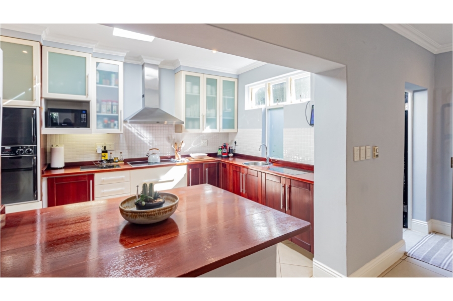 3 Bedroom Property for Sale in Parkhurst Gauteng