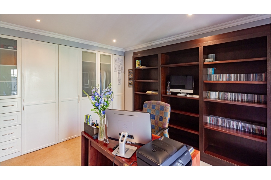 3 Bedroom Property for Sale in Parkhurst Gauteng