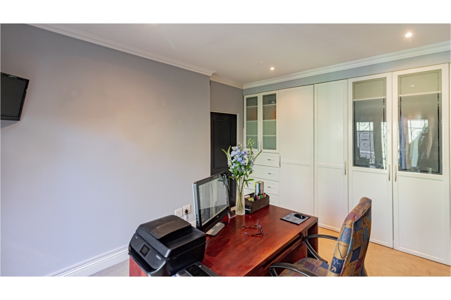 3 Bedroom Property for Sale in Parkhurst Gauteng