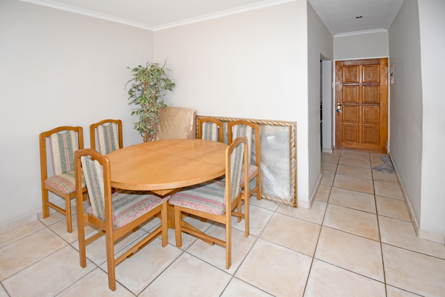 2 Bedroom Property for Sale in Buccleuch Gauteng