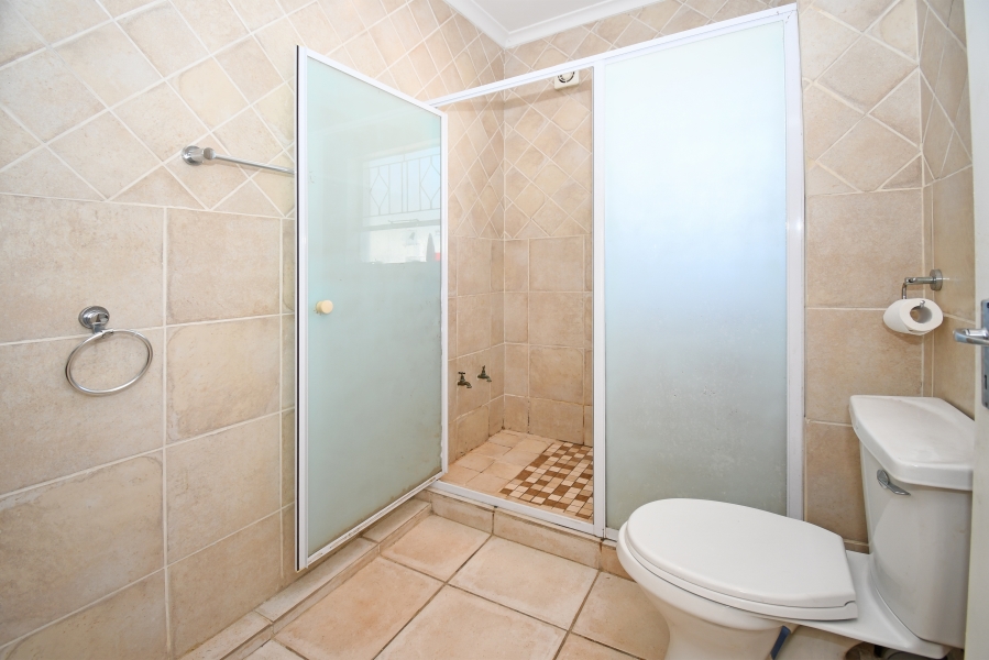 2 Bedroom Property for Sale in Buccleuch Gauteng
