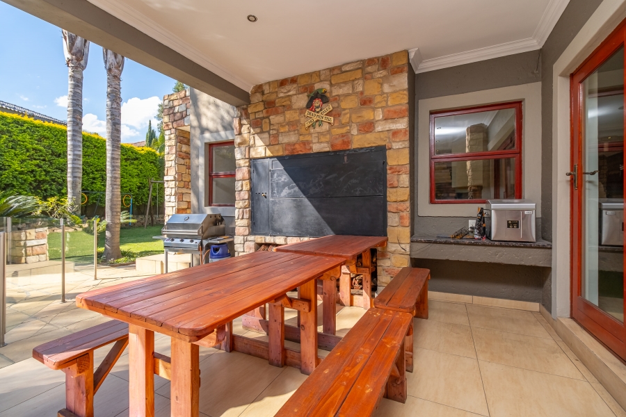 6 Bedroom Property for Sale in Fourways Gauteng