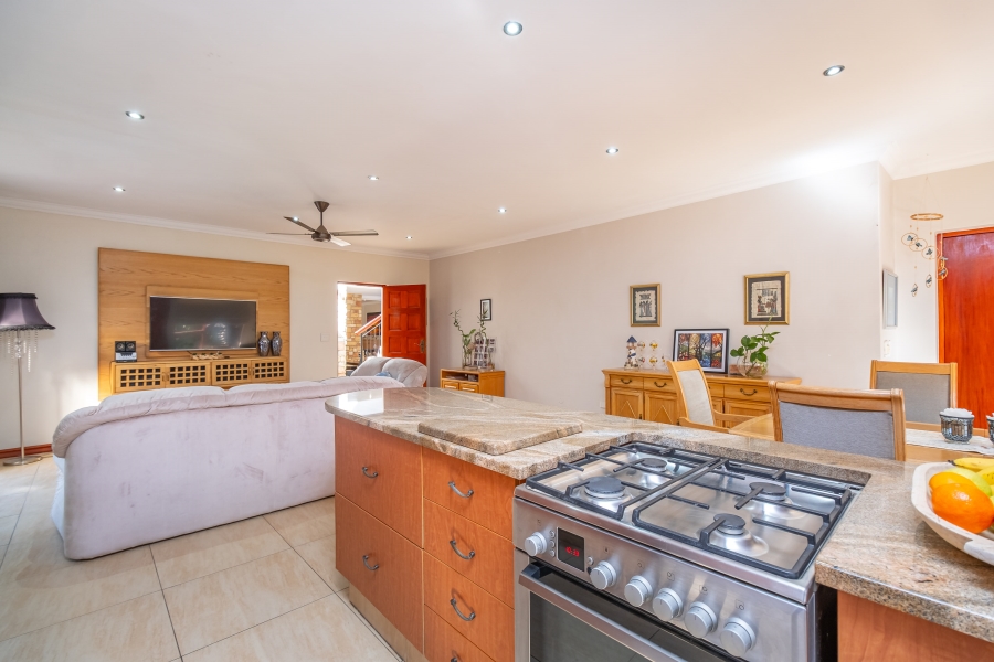 6 Bedroom Property for Sale in Fourways Gauteng