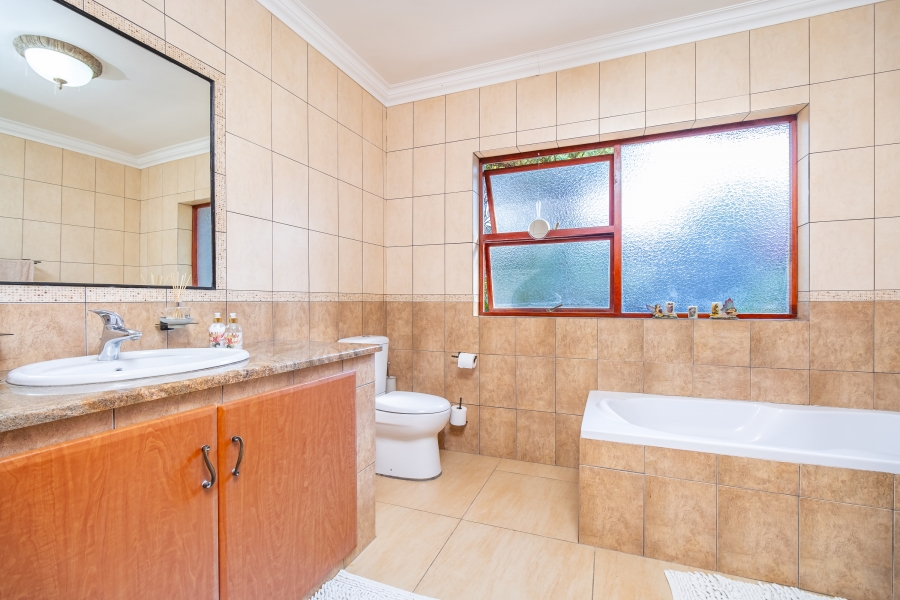 6 Bedroom Property for Sale in Fourways Gauteng