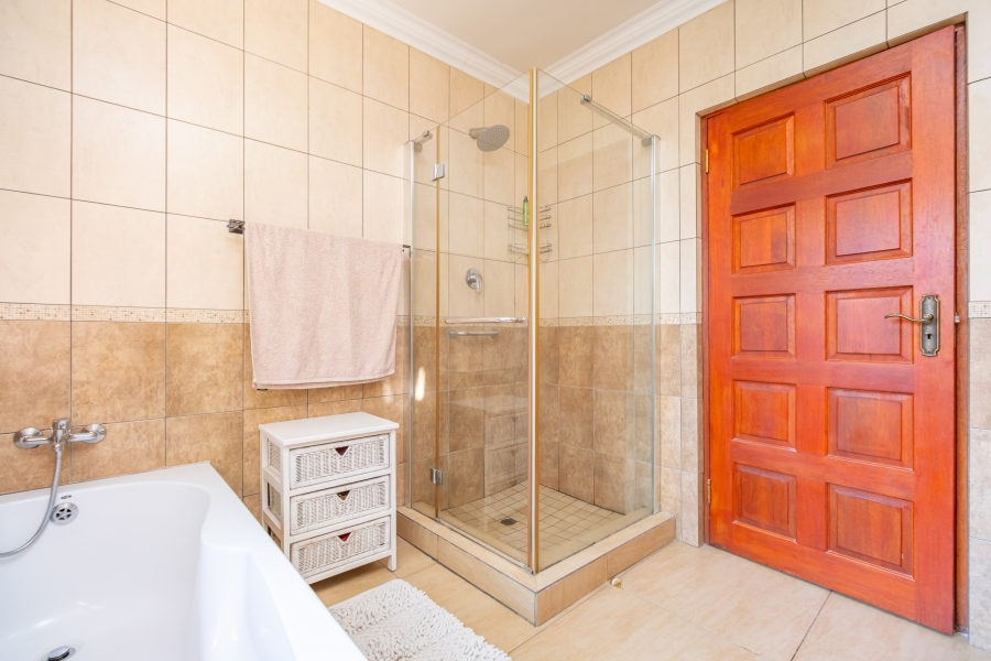 6 Bedroom Property for Sale in Fourways Gauteng