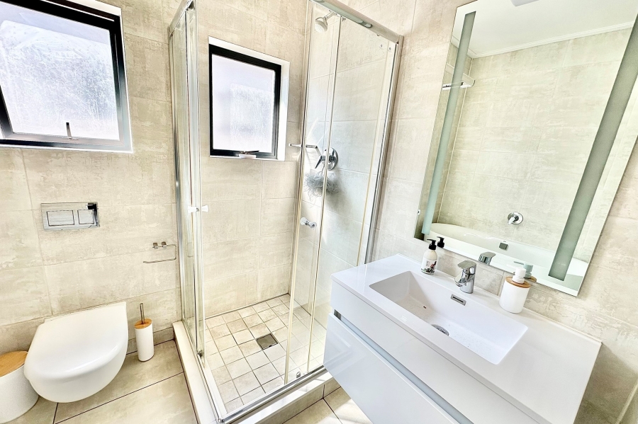 2 Bedroom Property for Sale in The Polofields Gauteng