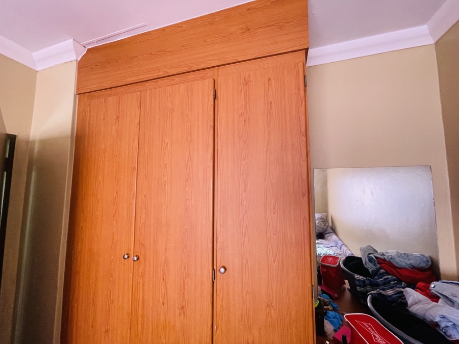 2 Bedroom Property for Sale in Erand Gardens Gauteng