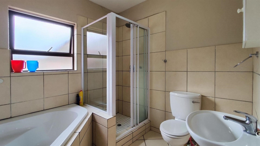 2 Bedroom Property for Sale in Alberton North Gauteng