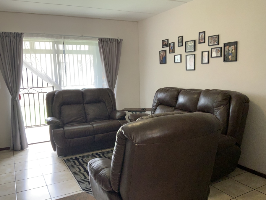 2 Bedroom Property for Sale in Parkrand Gauteng