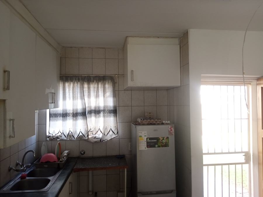 2 Bedroom Property for Sale in Comet Gauteng