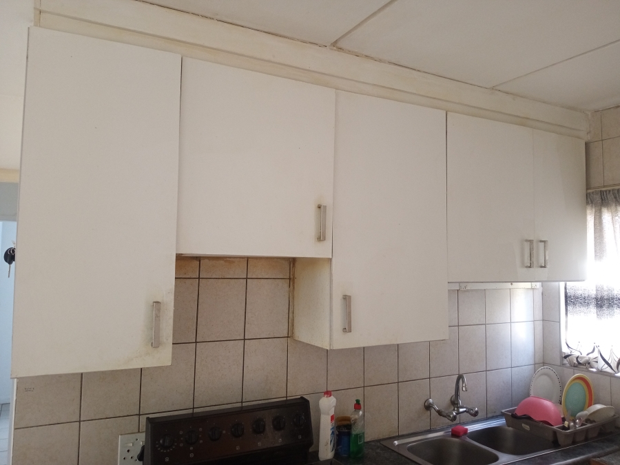 2 Bedroom Property for Sale in Comet Gauteng