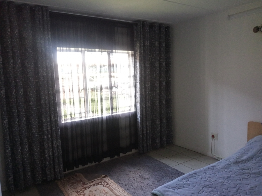 2 Bedroom Property for Sale in Comet Gauteng