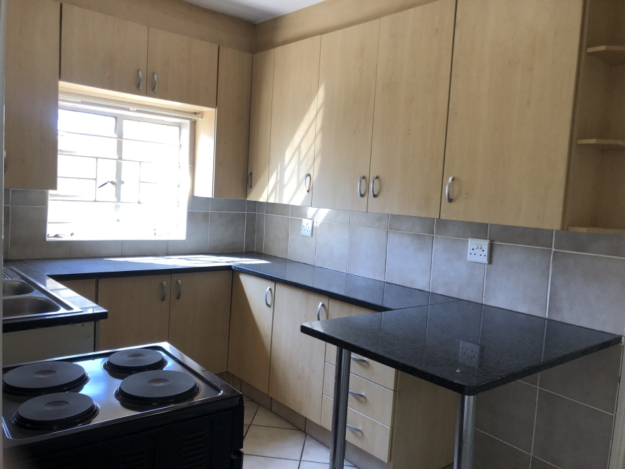 To Let 2 Bedroom Property for Rent in Franklin Roosevelt Park Gauteng