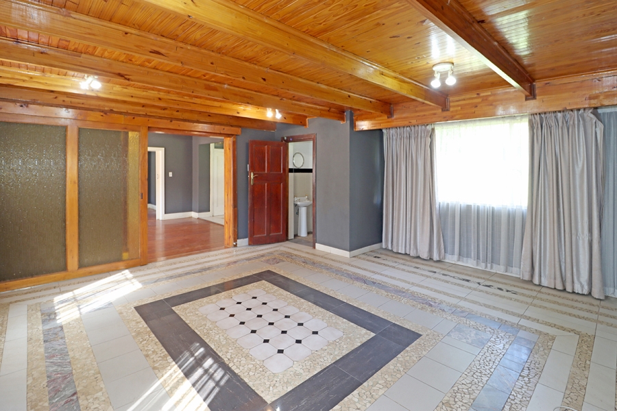 3 Bedroom Property for Sale in Cyrildene Gauteng