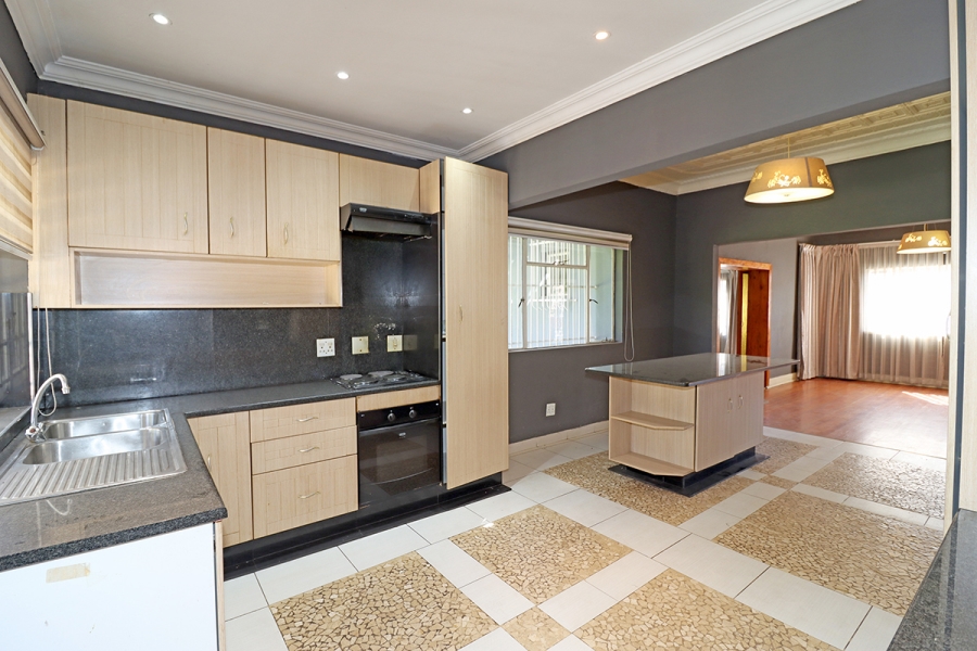 3 Bedroom Property for Sale in Cyrildene Gauteng