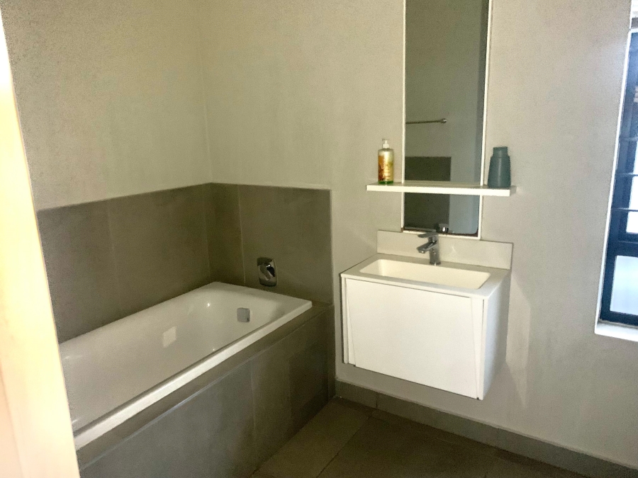 2 Bedroom Property for Sale in Morningside Gauteng