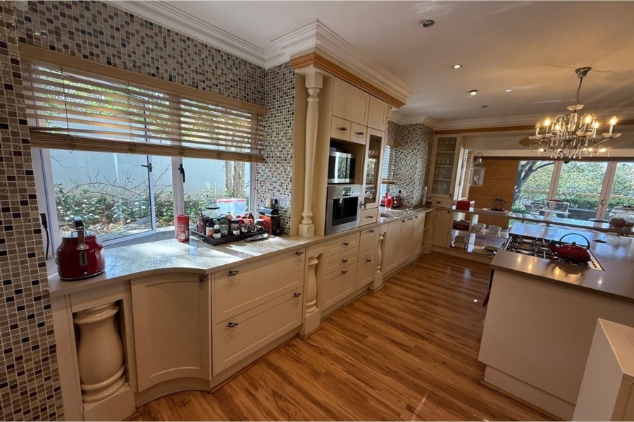 5 Bedroom Property for Sale in Bryanston Gauteng