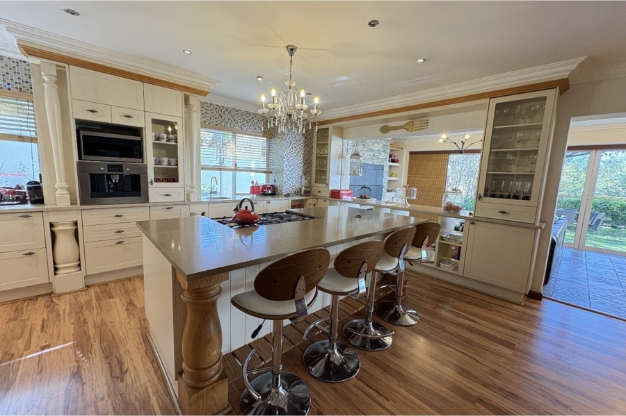 5 Bedroom Property for Sale in Bryanston Gauteng
