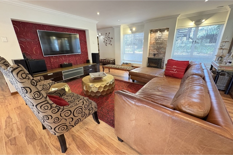 5 Bedroom Property for Sale in Bryanston Gauteng