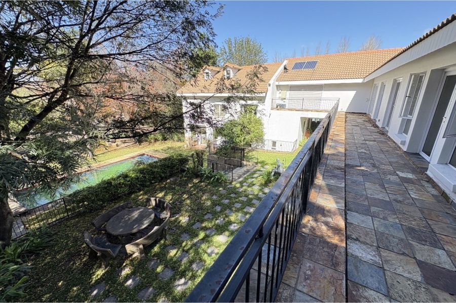 5 Bedroom Property for Sale in Bryanston Gauteng