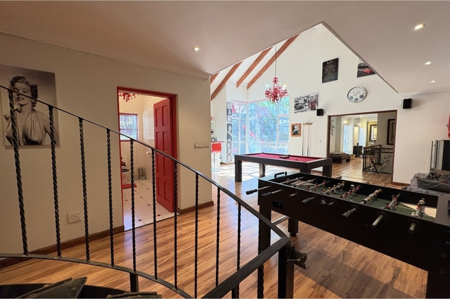 5 Bedroom Property for Sale in Bryanston Gauteng
