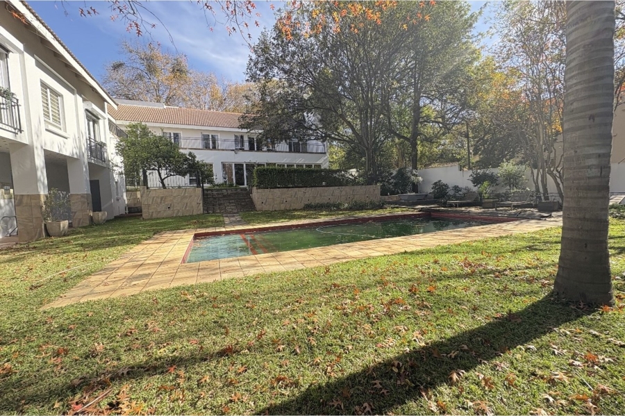 5 Bedroom Property for Sale in Bryanston Gauteng