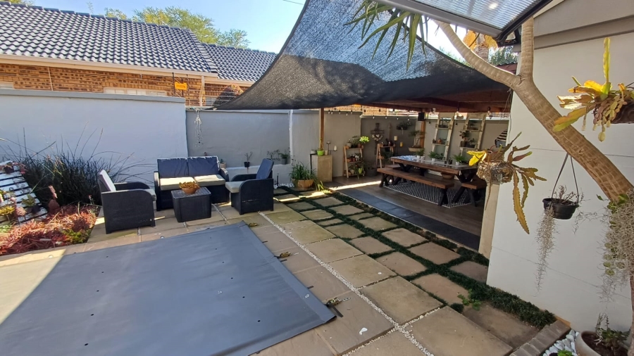 3 Bedroom Property for Sale in Moreleta Park Gauteng
