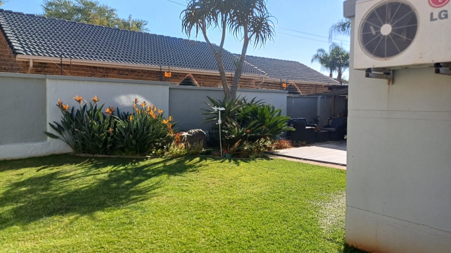 3 Bedroom Property for Sale in Moreleta Park Gauteng