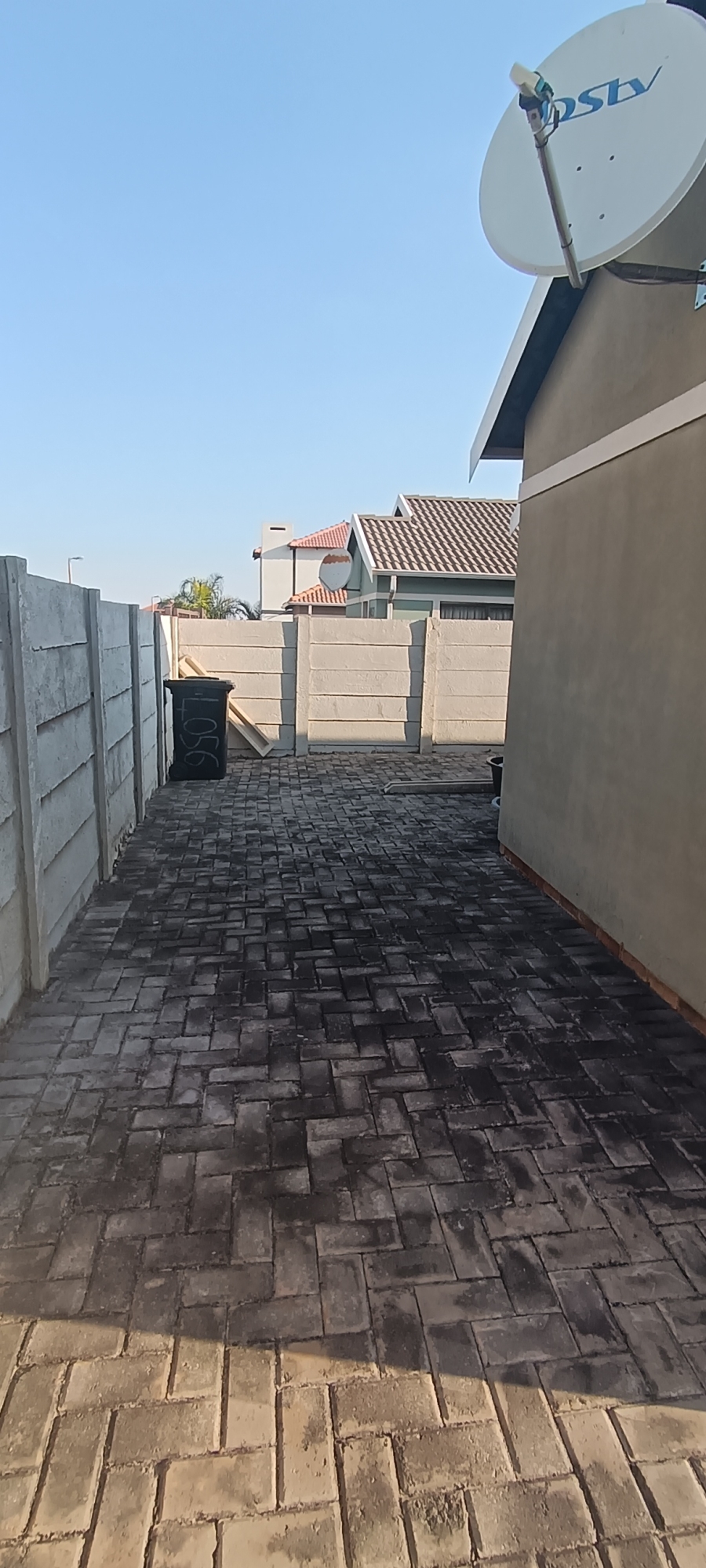 3 Bedroom Property for Sale in Albertsdal Gauteng
