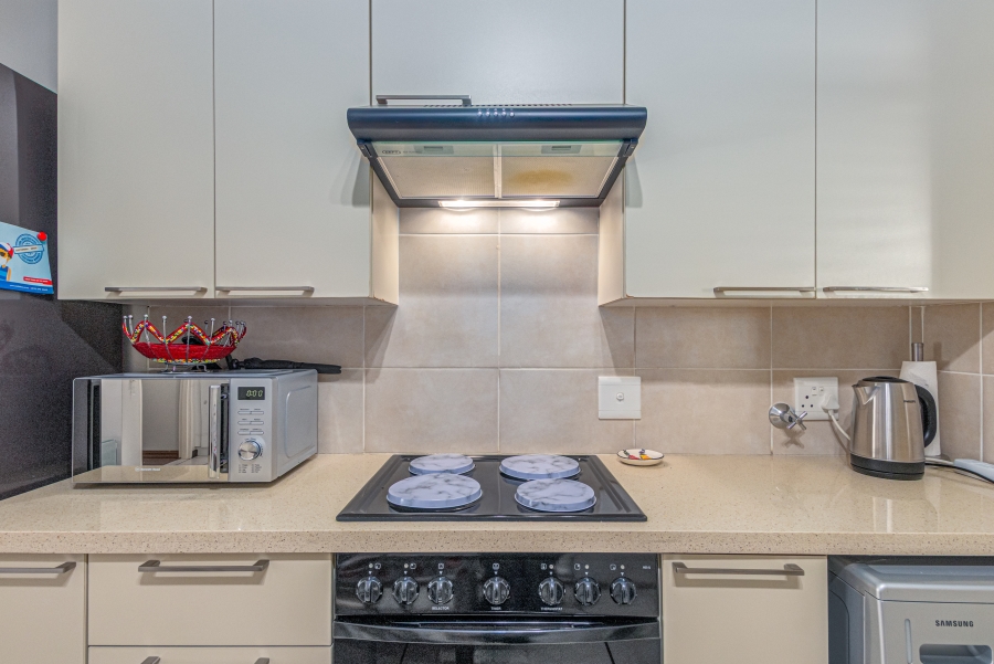2 Bedroom Property for Sale in Bryanston Gauteng