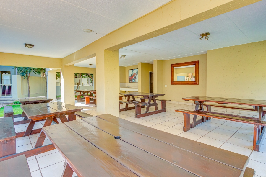 2 Bedroom Property for Sale in Bryanston Gauteng