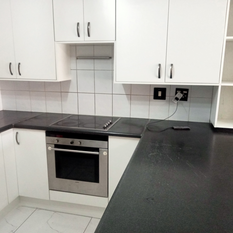 To Let 2 Bedroom Property for Rent in Sundowner Gauteng