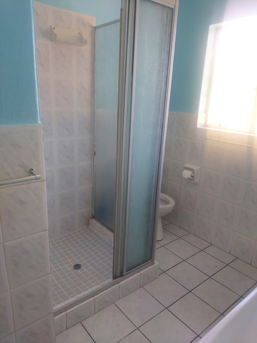 To Let 2 Bedroom Property for Rent in Sundowner Gauteng