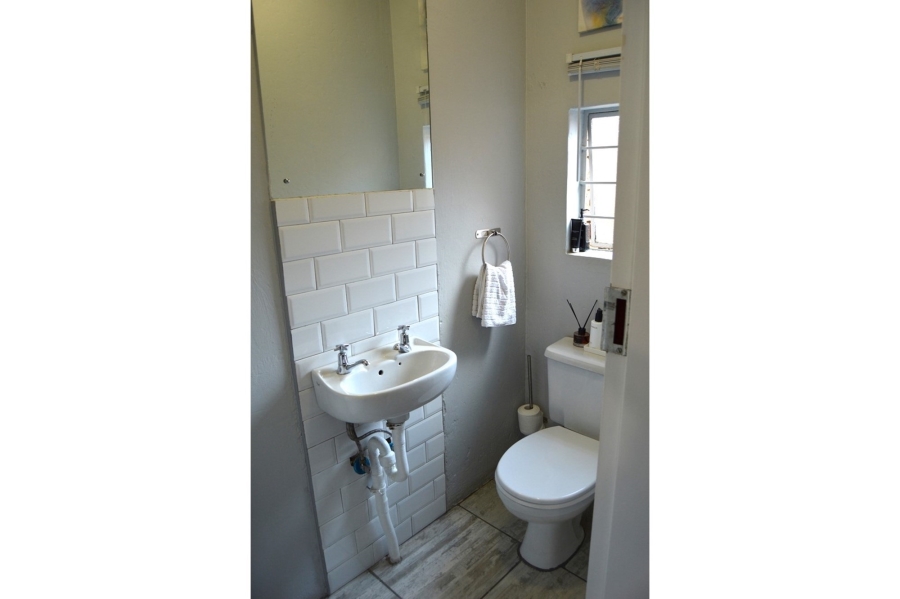 2 Bedroom Property for Sale in Halfway House Gauteng
