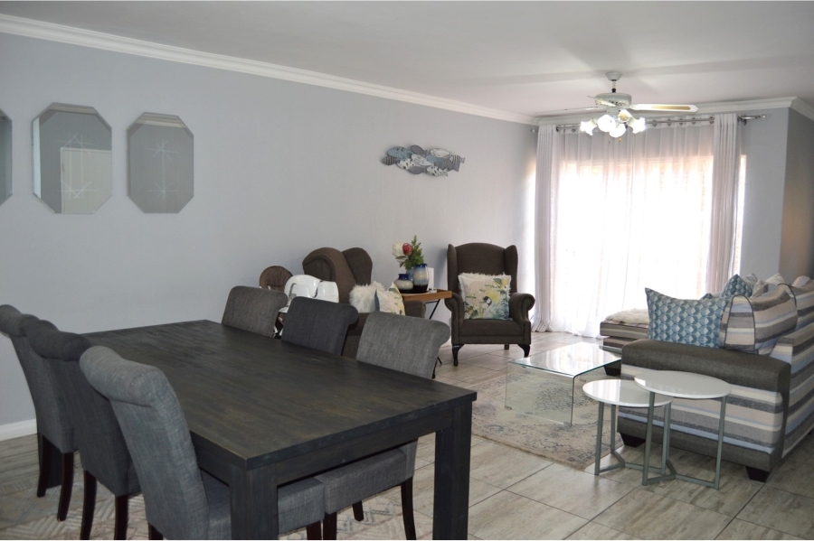 2 Bedroom Property for Sale in Halfway House Gauteng