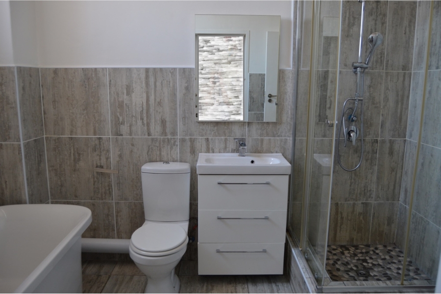 2 Bedroom Property for Sale in Halfway House Gauteng