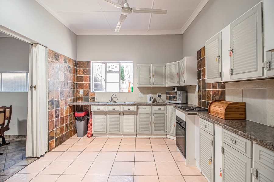 To Let 1 Bedroom Property for Rent in Mayville Gauteng