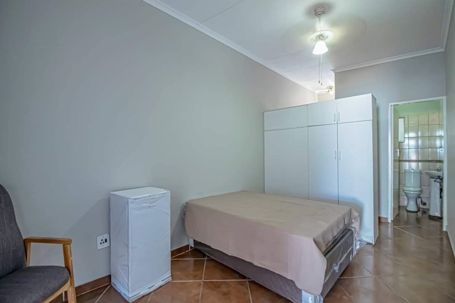 To Let 1 Bedroom Property for Rent in Mayville Gauteng