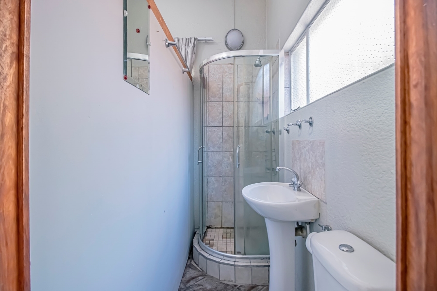 To Let 1 Bedroom Property for Rent in Mayville Gauteng