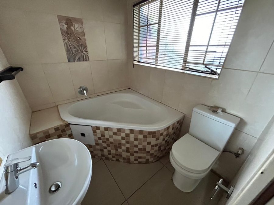 2 Bedroom Property for Sale in Mindalore Gauteng