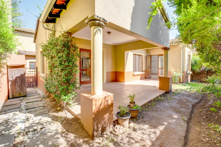 2 Bedroom Property for Sale in Douglasdale Gauteng