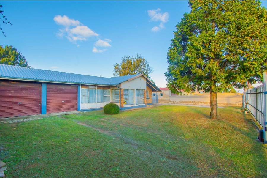 3 Bedroom Property for Sale in Witpoortjie Gauteng